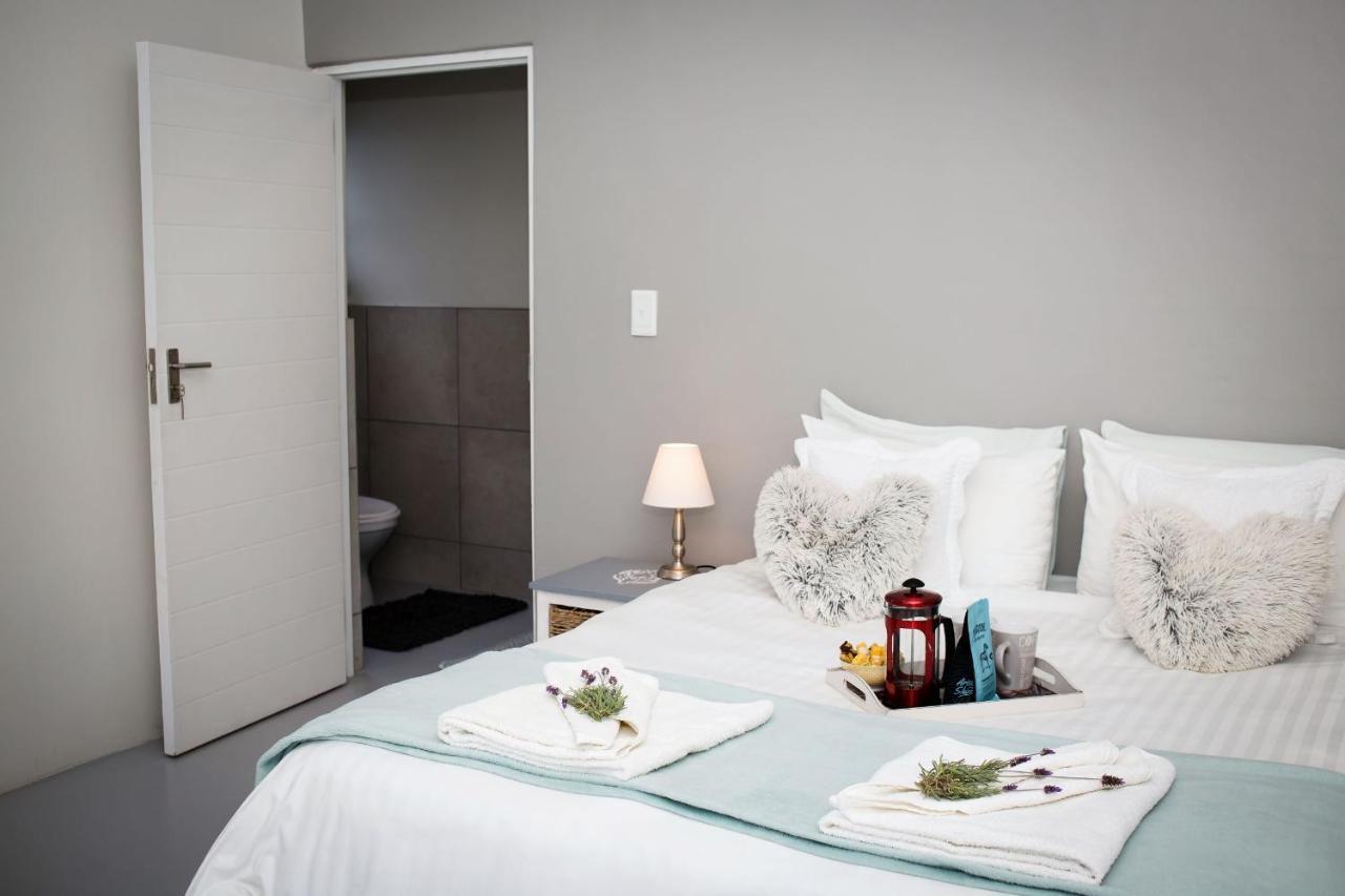 Three Feathers Cottages Langebaan Εξωτερικό φωτογραφία