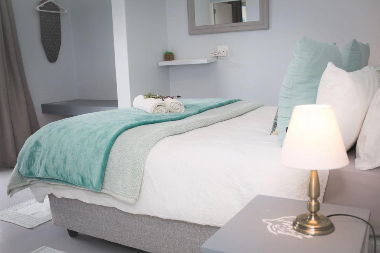Three Feathers Cottages Langebaan Εξωτερικό φωτογραφία